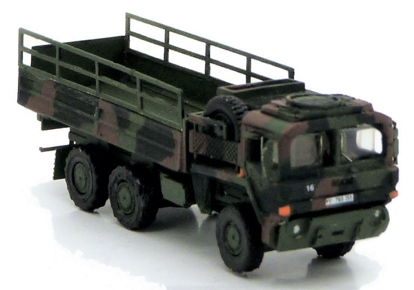 Military to 15t / 6 x 6 flatbed truck with side rails